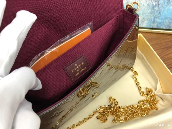 LOUIS VUITTON POCHETTE FÉLICIE 0805